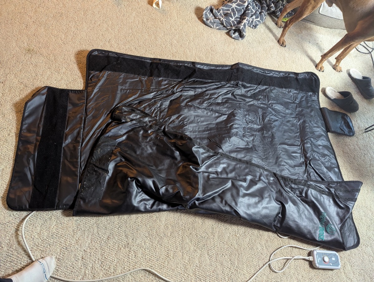 cleaning sauna blanket