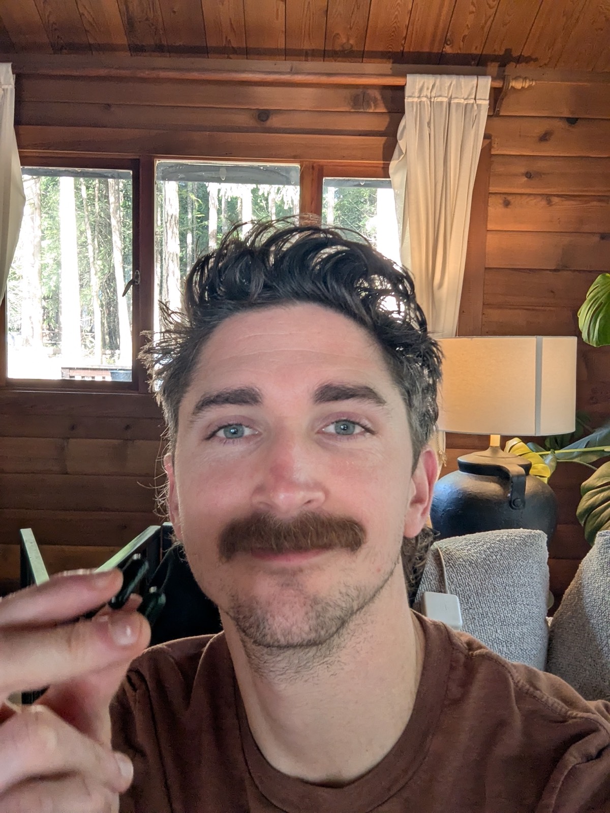 daryl holding the seed ds 01 probiotic 