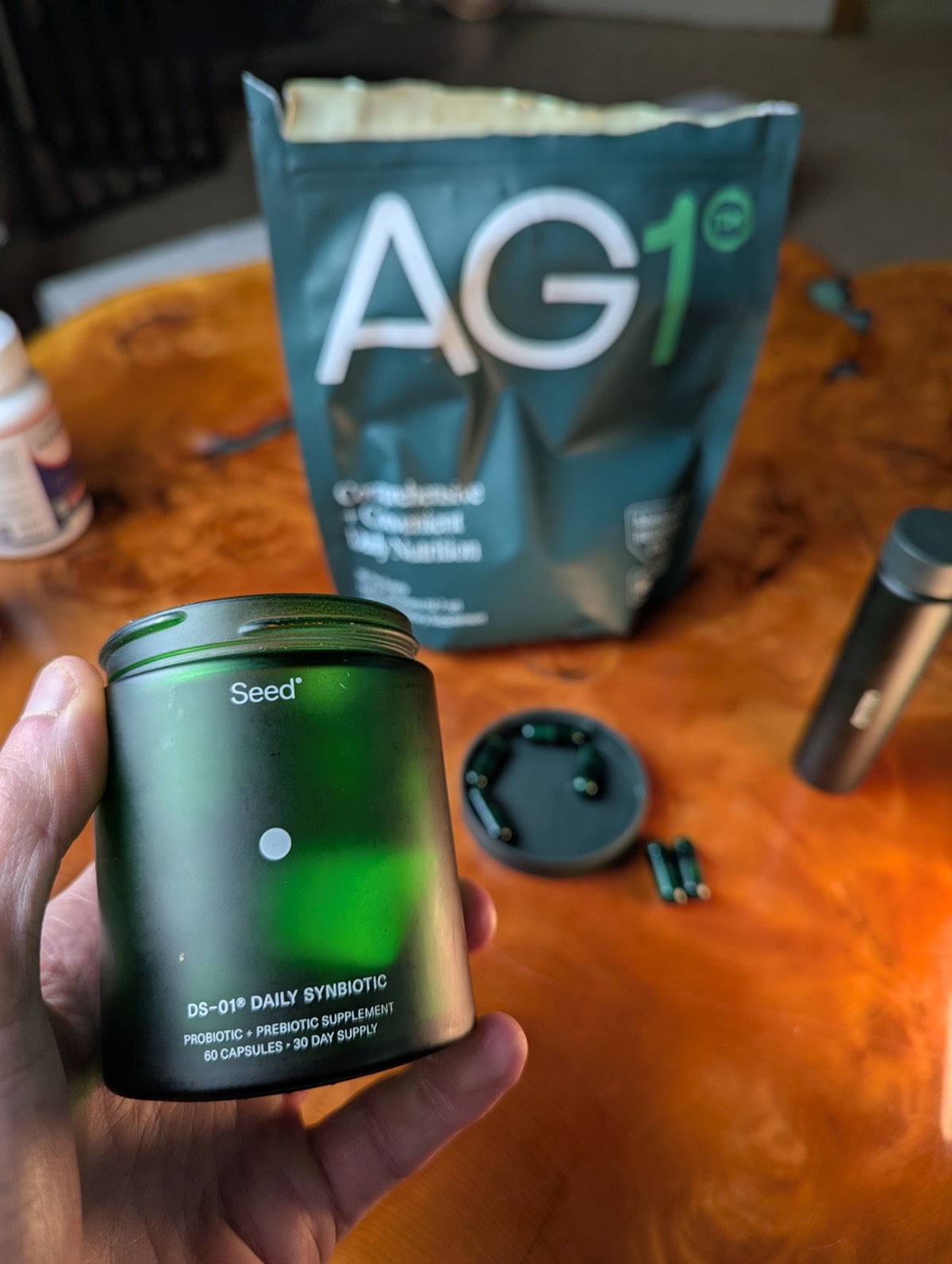 holding seed probitic with ag1 in the background