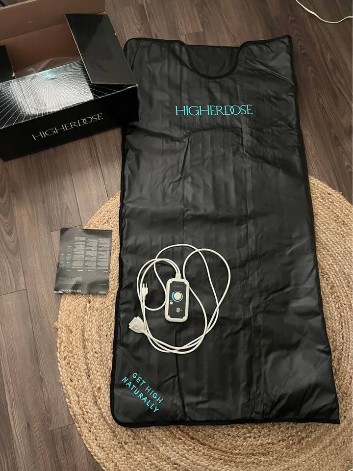 I'm trying the Higherdose sauna blanket