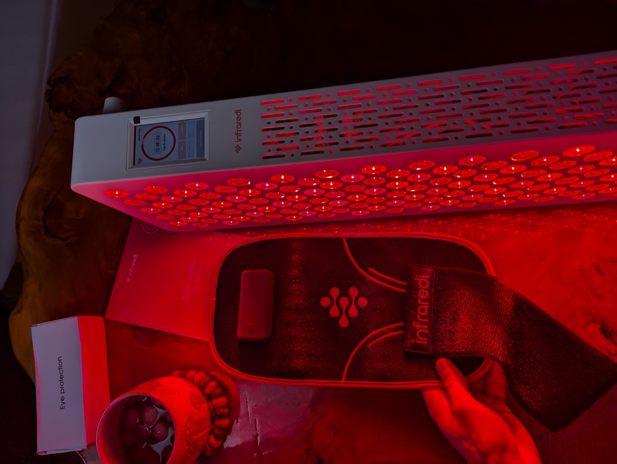 infraredi review with joint pad and panel on coffee table