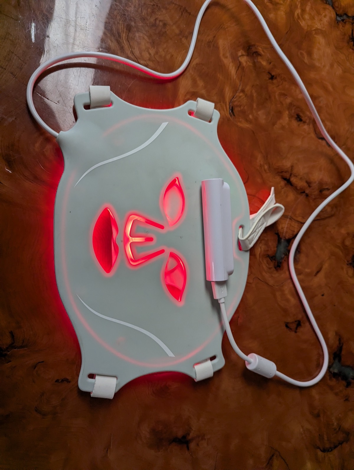 red light therapy mask in canada