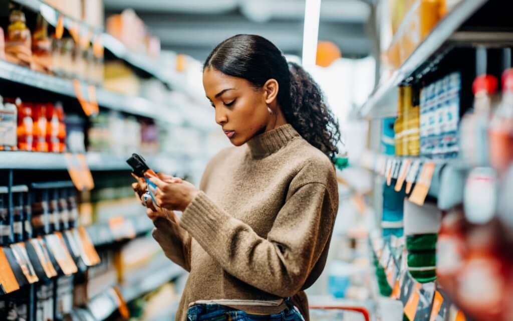 Bottle and packaging of Ritual Synbiotic+ supplement, the subject of this 2024 review on gut health.