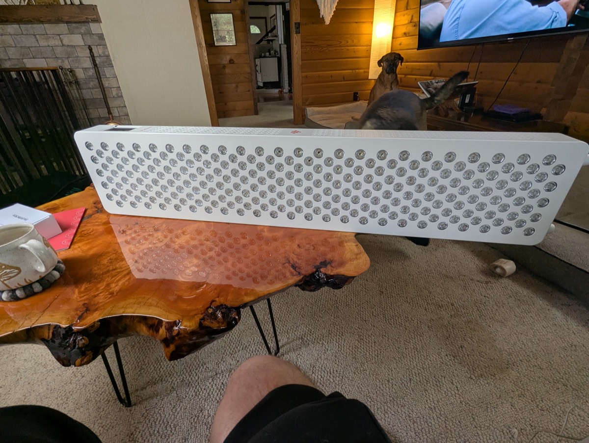 the full body red light therapy panel (infraredi)