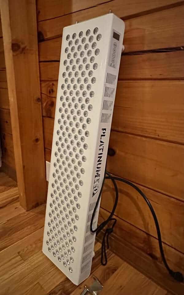 A side-by-side comparison image for the BioMax 600 vs 900 review.